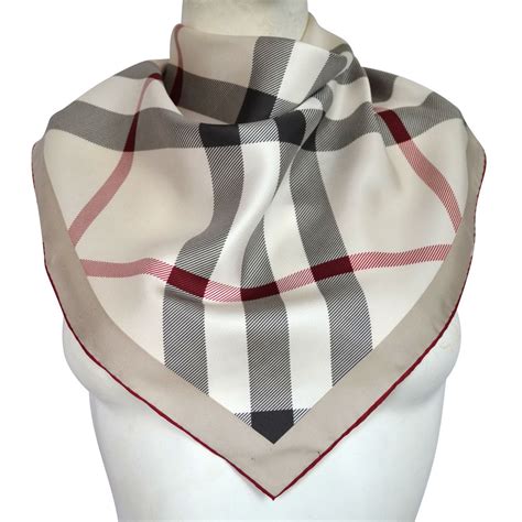 foulard burberry pas cher|Écharpes Burberry Femme .